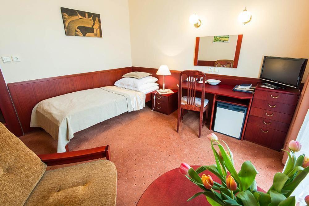 Monti Spa Františkovy Lázně エクステリア 写真